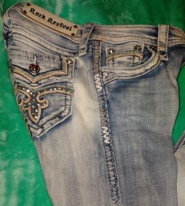 Super cute Rock Revival jeans with bling. Little bit stretchy so comfy